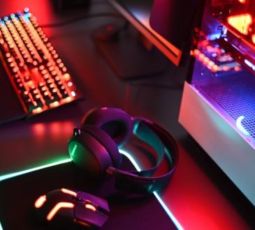 Enhance Your Mobile Gaming with These 10 Innovative Gadgets